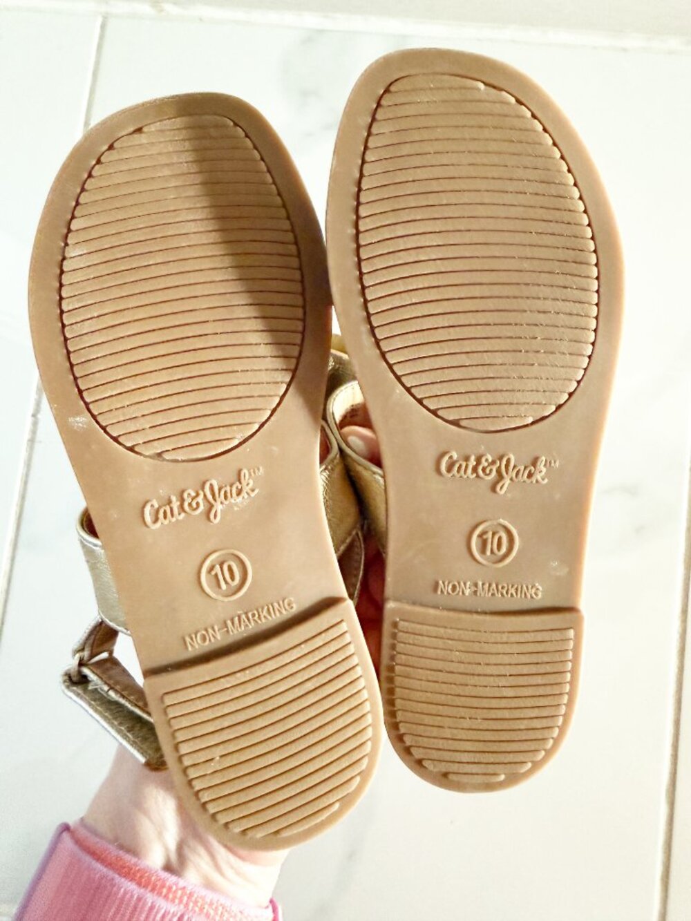 Cat & Jack Toddler Girls Bow Sandals Gold Size 10 - Picture 5 of 7